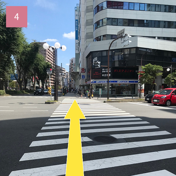 JR線立川駅北口横断歩道
